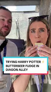 Pengalaman Mencoba Butterbeer Fudge di Diagon Alley