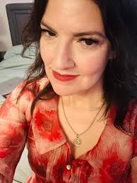 I am at a wedding and traveling thru Canada- new episode tonite Bering Sea  Gold ! I will have to figure out how to watch it in this part of the world.