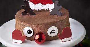 If you want the images some of the beautifully designed cakes then we have all the cakes for you.we are sharing with you all the very beautiful looking cakes. Paris Baguette Reveals 11 Cakes Of Christmas Fast Casual