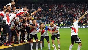 For the first time in history superclasico rivals river plate and boca juniors are facing off in the final of the copa libertadores. Copa Finale Verlangerungs Drama Und Tribunen Prominenz Die Besten Reaktionen German Site