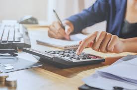 How Much You Ll Really Earn Working In Consulting Year By Year Efinancialcareers