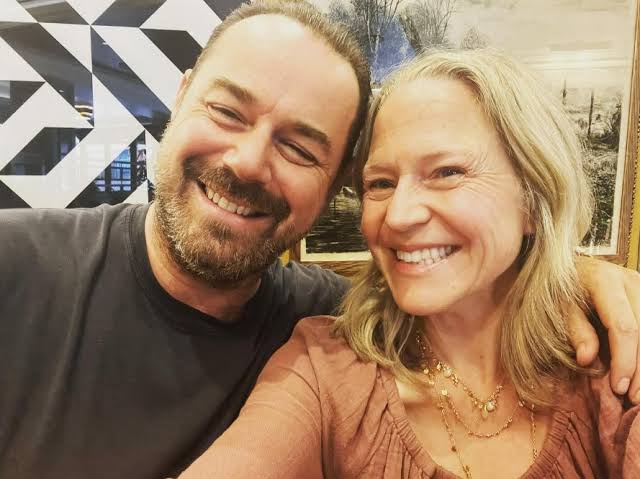 EastEnders fans convinced show star is making shock return to soap as he  reunites with Kellie Bright