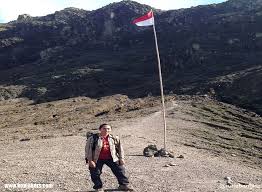 Kawasan wisata gunung kelud terletak di kabupaten kediri dan berada pada . Pesona Gunung Kelud Destinasi Wisata Kediri Yang Penuh Misteri