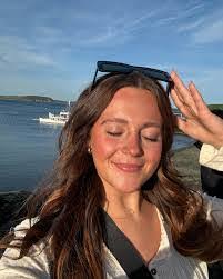 Marissa Aldridge's Instagram, Twitter & Facebook