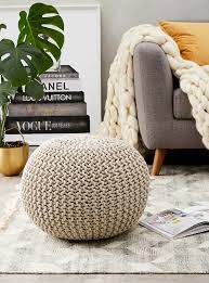 Le gros coussin moelleux de ce pouf design est tenu par une fine structure méta. Mega Cotton Knit Pouf Knitted Pouf Living Room Pouf Pouf Ottoman Living Room