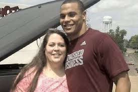 Dak Prescott on allowing his mom to be 'his story'; plus Rich Eisen's  message for Zeke
