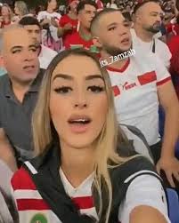 الفلتر راكب على المدرّج كامل 😂😂😂