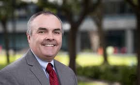 Veritas designa a John Abel como director de información