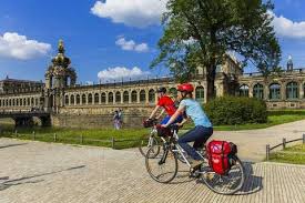 Elberadweg Zwinger Dresden Elberadweg Radeln Elberadweg Radeln Elbsandsteingebirge