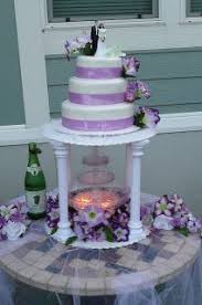 Wedding Cake With Waterfall And Butterflies Fountain Wedding Cakes Fountain Cake Black Wedding Cakes