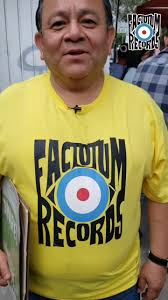 el gran actor Silverio Palacios que hoy vino a Factotum Records a grabar  escenas de su nueva película HA MUERTO OSCAR TABARES #discosdevinil  #tiendadediscos #oscartabarez #filmacion #vinyles #silverio ...