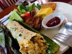 Selain itu, makanan khas sunda yang sering dikenal banyak orang antara lain nasi timbel, lalapan, serta sambal dadak. Resep Nasi Bakar Sunda Khas Bandung Asli Enak Nasi Bakar Saat Ini Sedang Populer Diberbagai Kota Terutama Di Kota Resep Resep Masakan Resep Masakan Indonesia