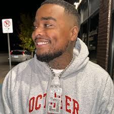 Luis Arzu's Instagram, Twitter & Facebook