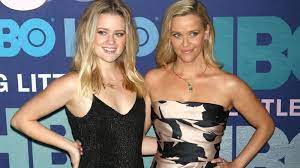 Check spelling or type a new query. Reese Witherspoon Tochter Ava Phillippe Ist Jetzt Volljahrig