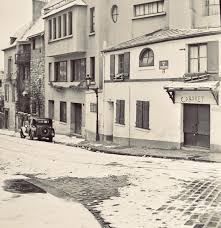 Rue De L Abreuvoir La Maison Rose 1938 Credit Inconnu Montmartre En 2020 Maisons Roses Montmartre Le Quartier