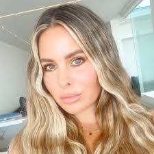 Krista Brooke's Instagram, Twitter & Facebook