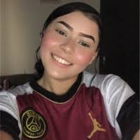 Danielle Lauro's Instagram, Twitter & Facebook