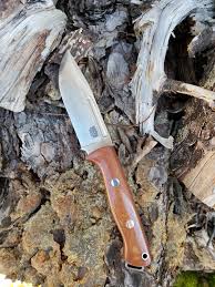 Buck , 305 n , usa =1997 ) buck lancer with beautiful blades that are tight and snap hard ) sweet piece that sh. Bark River Knives Spyderco Forums