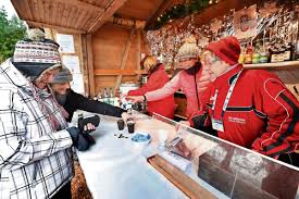 Fotoğraflarını sosyal medya hesabından paylaşan 2019 yılında düzenlenen dünya şampiyonasında altın madalya kazanan alman kayakçı juliane seyfarth, bu kez çıplak pozlarıyla gündeme geldi. Oberhof Zella Mehlis Kalte Fusse Fur Forderung Des Sportnachwuchses Suhl Zella Mehlis Insudthuringen