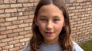 Over the course of this week, the students at VUE have been learning about  kindness! Take a look inside our school to hear what it means to be kind  and what kind looks like to us. 💙