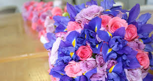 Iris wedding bouquet, iris wedding flower, bridal bouquets. Bloomiq