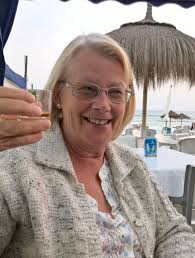 Betty Redman of Birdholme has passed away at home aged 70. Born in a barn  in Stanage, Betty soon moved to Chesterfield where she has spent the rest  of her life. Betty's