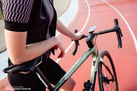 This is a general size chart across models out of the 2014 catalog. Cannondale Supersix Evo Hi Mod Disc Dura Ace Im Test Gran Fondo Cycling Magazine