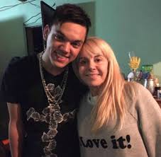 Знайдіть своїх друзів на facebook. Que Hay Entre Claudia Villafane Y Brian Lanzelotta