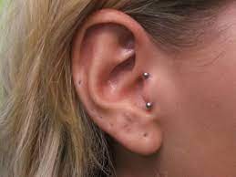 Oooh Vertical Tragus Piercing Tragus Piercings Vertical Tragus