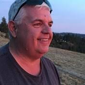 Doris Moreau's Instagram, Twitter & Facebook