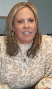 Michelle Menzel's Instagram, Twitter & Facebook