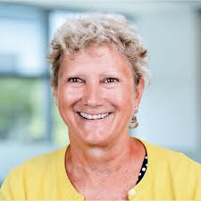 Becky Capps's Instagram, Twitter & Facebook