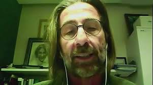 Ercüment ovalı buluşları ile dünyaya adını duyurmayı başarmış çalışmaları ile ilklere imza atmaya devam etmektedir. Ercument Ovali 2 Milyon Doz Asi Urettik