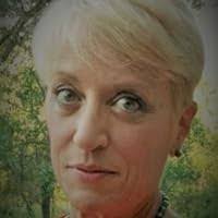 Rosa Knapp's Instagram, Twitter & Facebook