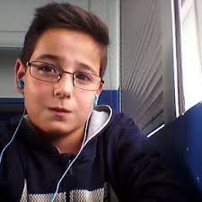 Aaron Rey Vazquez (aaronrv_12@)