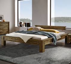 Schreibtisch und bett in einem. Akazienbett Stahltrager Optik Mit Sichtbaren Schrauben Cedron