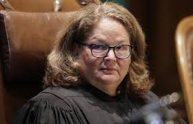 Washington Supreme Court Chief Justice Mary Fairhurst will retire to focus 