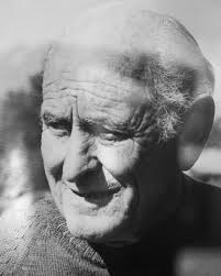 📖 Vamos con un poco de historia: Don Anselmo Meirana nació el 18 de mayo  de 1896 y falleció el 18 de julio de 1972. Fue quien fundó e inauguró en  1963