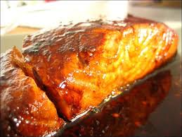 Paves De Saumon Laques Au Miel Et Sauce Soja Saumon Laque Recette Pave De Saumon Recette Saumon Marine