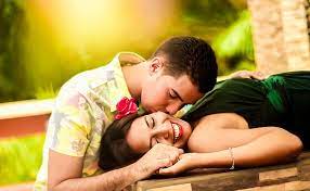 Sometimes, the lines can get pretty blurry and ~love~ can definitely cloud your so we asked audrey hope, celebrity renowned relationship therapist, for help in distinguishing the difference between dating and being in a. 7 Key Differences Between A Lover Vs Boyfriend Or Girlfriend