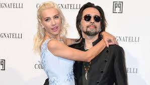 Del suo matrimonio con francesco sarcina. Francesco Sarcina E Clizia Incorvaia Si Sono Lasciati Dietro La Rottura Il Testimone Di Nozze Riccardo Scamarcio