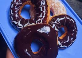Donat yang dijual di dunkin donut, umumnya memiliki ciri khas rasa yang tebal, mewah, dan empuk. Resep Donat Kentang Takaran Sendok Bikin Ngiler Resep Kue Com