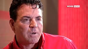 John Schnatter eats 40 Papa John's pizzas in 30 days, says it 'doesn't  taste as good' anymore