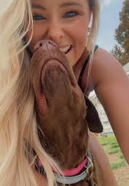 Ella ft. Maggie #ellalangley #dog