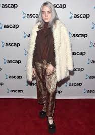 Billie Eilish Lifestyle Wiki Net Worth Income Salary House Cars Favorites Affairs Awards Family Facts Biogr Billie Eilish Billie Aesthetic Outfits