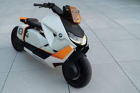 Bmw Motorrad Definition Ce 04 Is Probably The Coolest Electric Scooter Yet Carscoops Bmw Scooter Bmw Motorrad Bmw