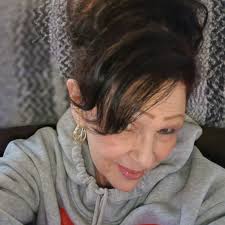 Patrick Mahomes On Travis Kelce's Consistent Energy: "He wants to take  every single rep, we have to get him out of practice to get a rest, he  wants to be out for