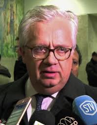 Eduardo cabrita anuncia reforma do sef para janeiro e avisa que psp deve cingir as suas intervenções a matérias da sua competência. Eduardo Cabrita Wikipedia Wolna Encyklopedia