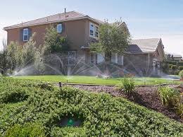 Mit einer beregnungsanlage für ihren garten sind sie vom natürlichen niederschlag unabhängig. Bewasserung Automatisierte Beregnung Statt Stundenlanger Giessarbeit Gardenplaza