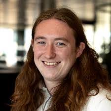 April Kindred's Instagram, Twitter & Facebook